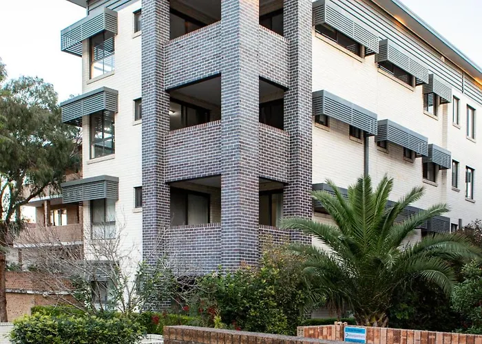 Spacious Two-Bedroom Apartment Near Hospital